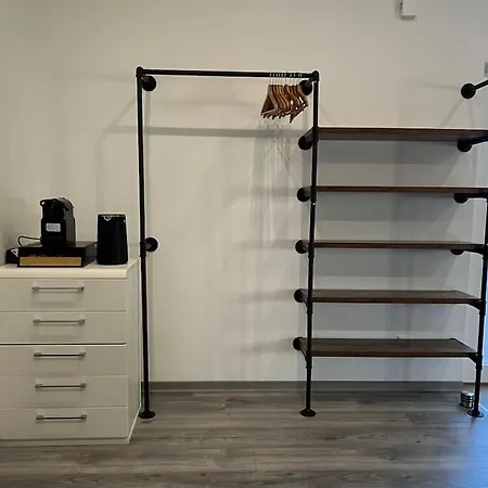 Geraeumige Einzimmerwohnung In