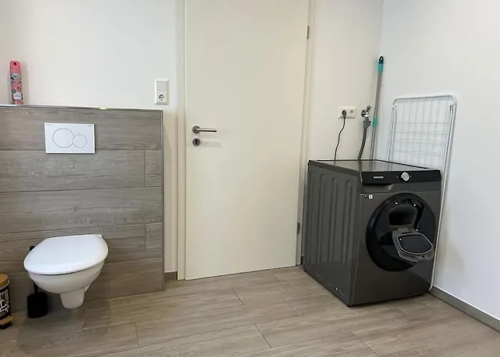 아파트 Geraeumige Einzimmerwohnung In