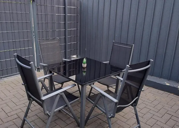 شقة Geraeumige Einzimmerwohnung In *